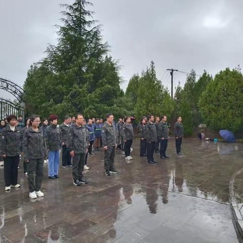 绵绵秋雨寄哀思––––阳邑镇在孤的山烈士陵园举行祭奠先烈活动