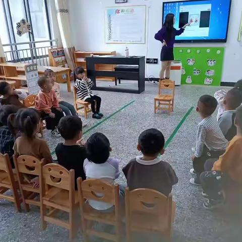 盛世华诞·金秋月圆——夏邑县第一幼儿园小二班“迎中秋·庆国庆”活动