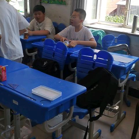 六年一毕业联欢会2