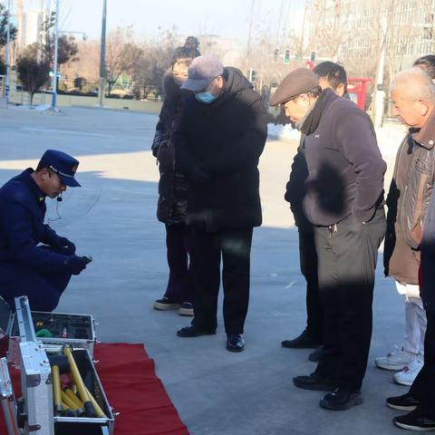 敞红门，展风采，讲消防——开发区消防救援大队积极开展队站开放