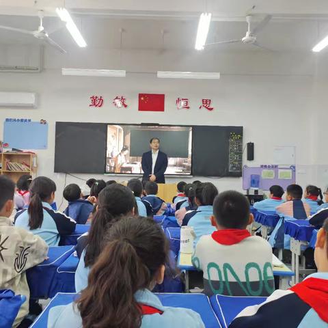【和美教育】共赏李清照的才情人生——开封市一师附小龙亭学校家长大讲堂系列活动