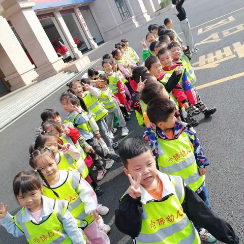 哈佛幼儿园大二班10月份成长记录