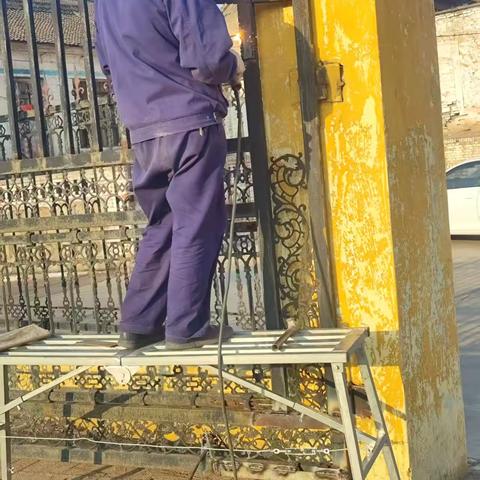 双岗村第二网格员李宁