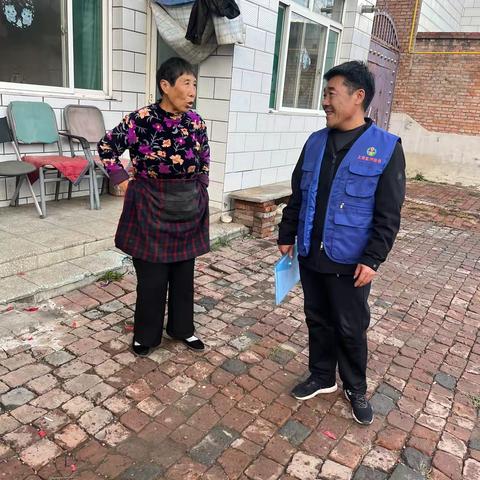 双岗村第一网格员牛志刚