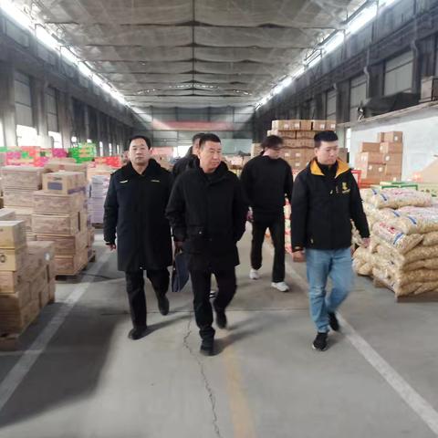 莲湖区应急管理局开展物资仓储企业存储危险化学品专项检查