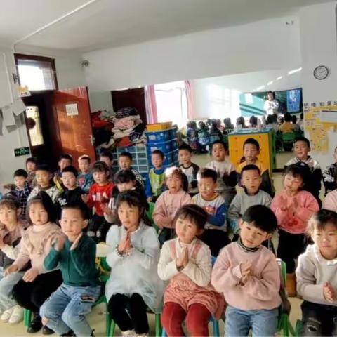 🌱育苗幼儿园🌱大一班   十一月美篇：我们的暖暖小时光