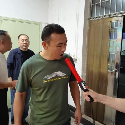出租车（网约车）管理大队突击酒精检测