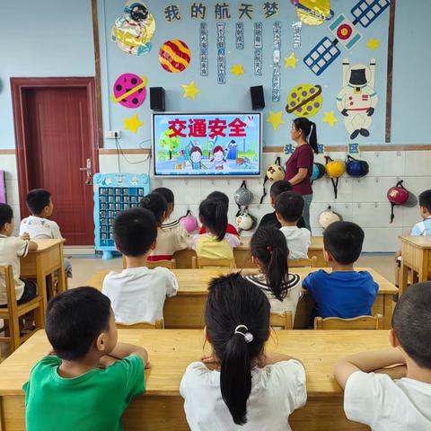 吴川市第三幼儿园大四班四月份精彩回顾