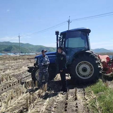 护航春耕，守护平安
