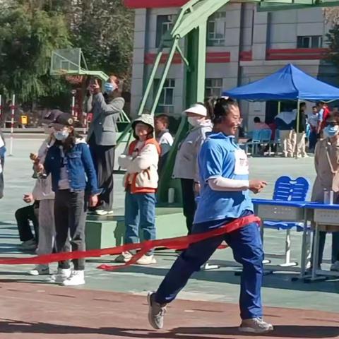 【2023第37届】运动展风采一起向未来----乌鲁木齐市第五十三中学2023年秋季运动会