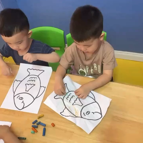 知睿尔幼儿园托一班六月第三周精彩回顾