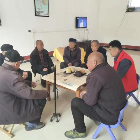 菏泽鲁西新区陈集镇朱庄社区开展“重阳节·敬老情长”活动。