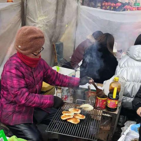 人间烟火气，最抚凡人心                                         —我眼中的肇东小饼