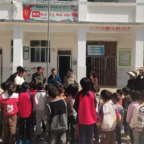 爱心图书点亮乡村学子阅读梦