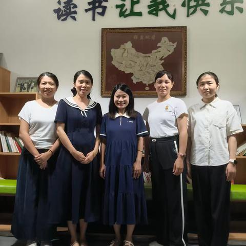 读诗文 助普通话——椰博小学四年级英语备课组诗文诵读