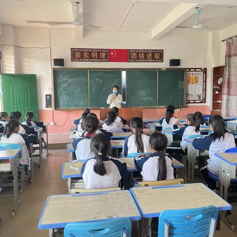 快乐阅读，书香伴我成长—白马井实验小学五年级课内外阅读社团