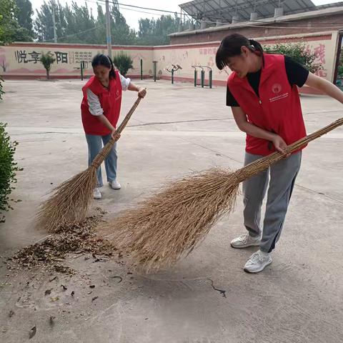 “关爱残疾人打扫暖人心”