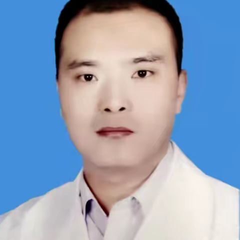 兢兢业业，廉洁行医