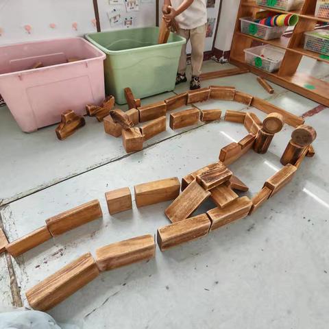 畅玩积木—清平镇中心幼儿园代官屯分园5月份小班建构区观察分析