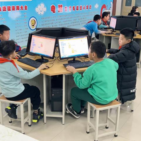 四五年级编程课后服务展示