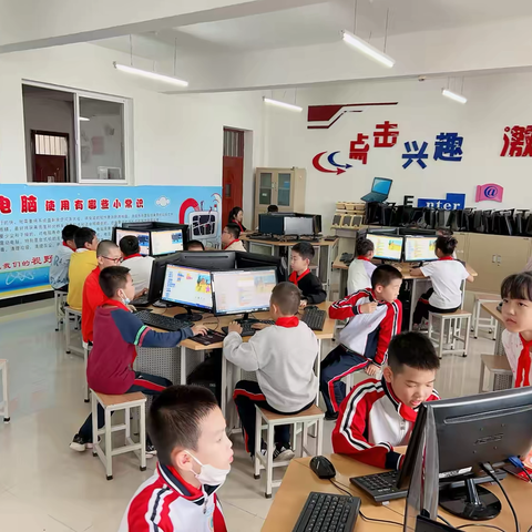 珲春六小四年级编程社团展示