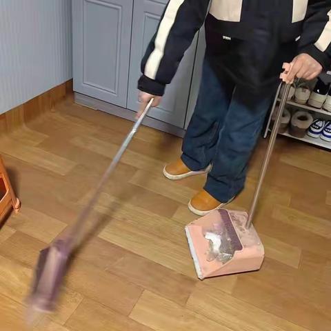 【实践活动】劳动最光荣