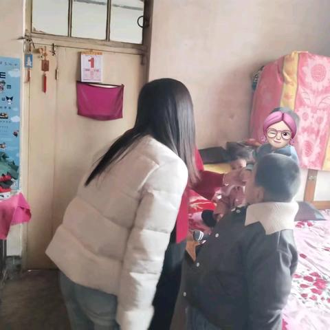 【与锋同行】县关工委孤困儿童青少年工作室联合海兴金融监管支局开展“关爱孤困.情暖元宵”