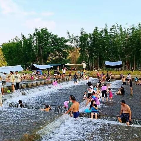 一亩荔园民宿5房7床，打卡特色庭院