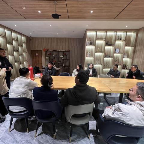 凤山街道久安社区 融滨大厦开展高层消防演练