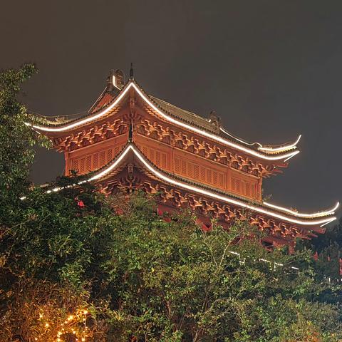 夜游岳阳楼