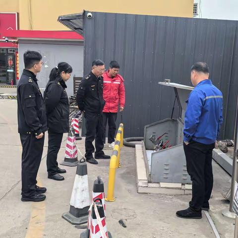 卫东区开展安全、消防 周五督导日活动