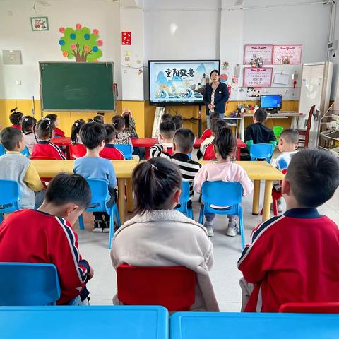 “九九重阳节，浓浓敬老情”——车站小学幼儿园重阳节主题活动