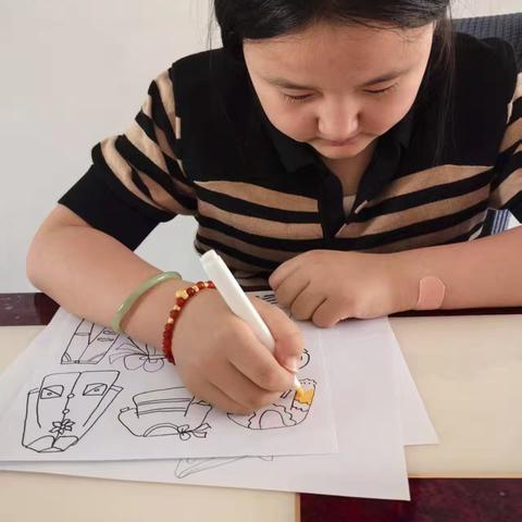 南园街学校三年级三班邱钰茹假期实践作业蛇年大吉