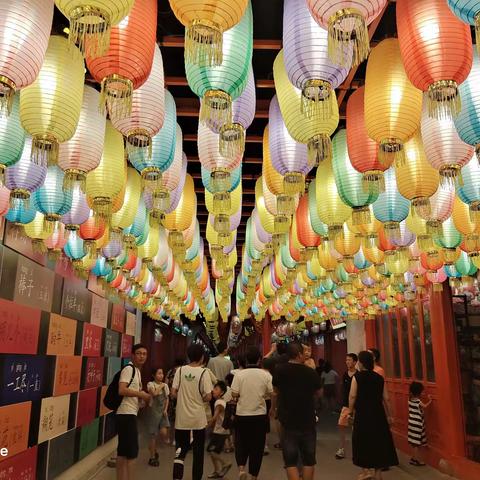 喜迎国庆，礼赞祖国