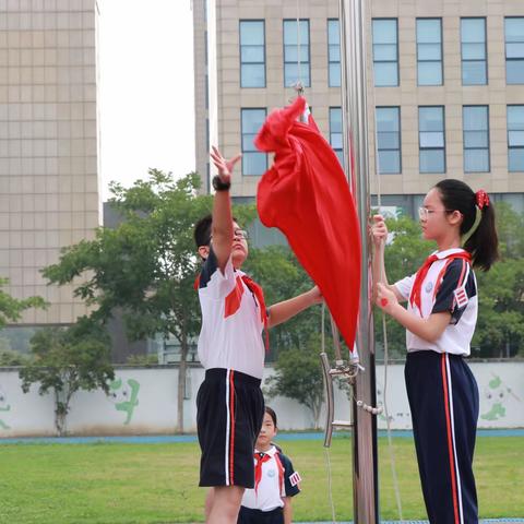 盛世华诞举国同庆 --- 我的小长假