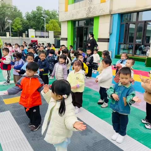 我运动、我健康、我快乐——浏河心苑幼儿园小二班11月美篇