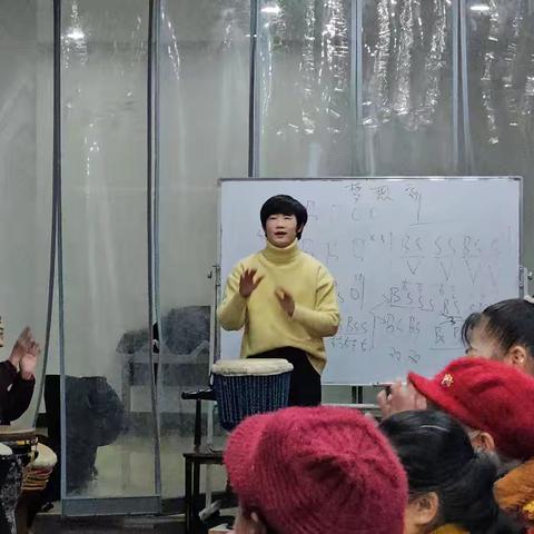 2025年春季成人非洲鼓班招生了（每周周未晚上七点半上课） 招生时间3月1日～3月7日 开始上课时间：3月9日 上课以10人一组开课，收费398元20节课