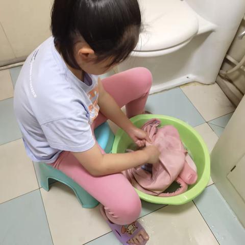 经济开发区小学二年级四班于子涵