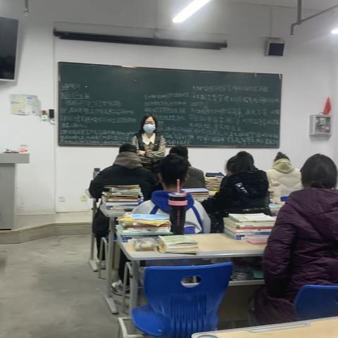 学生宿舍管理制度                   物流2301班会