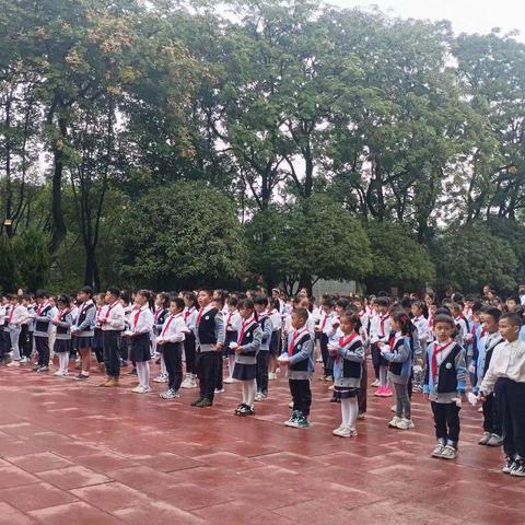 【久佰行走课堂】重庆市渝中区东水门小学校五年级一班|“致敬革命先烈·汲取奋进力量”主题教育实践活动