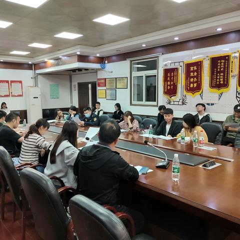 江汉区召开查控违工作培训会