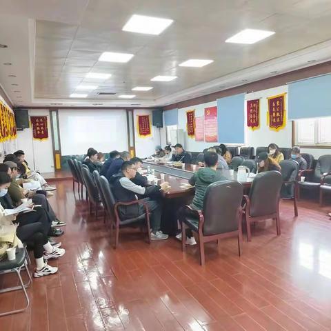 江汉区召开控查违工作培训和部署会议