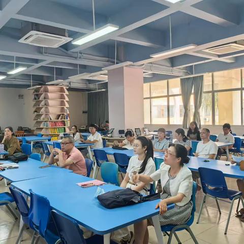 海口市第四中学化学组《带你走进化学世界》读书分享活动纪实