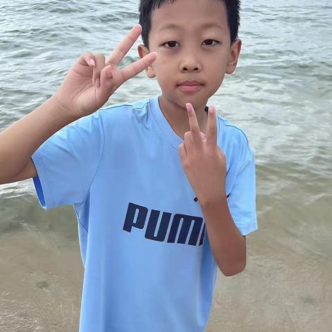 智慧之光，照亮孩子成长之路——临清市逸夫实验小学本校六年级一班智慧家长风采展示