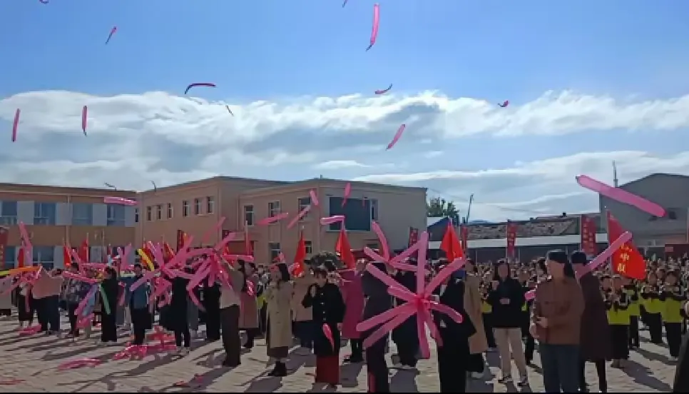 简篇-科技立宏志 创新赢未来——天镇县第一小学第六届科技节活动