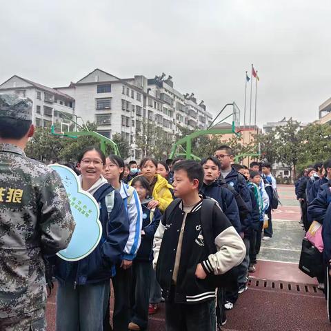 绘扇·捣糍·磨浆·烤香·驭风—— 城区三小254班赴一场田园五趣之约