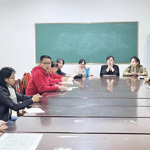 海口市第一中学高中化学组集体学习集体学习《习近平：在文化传承发展座谈会上的讲话》