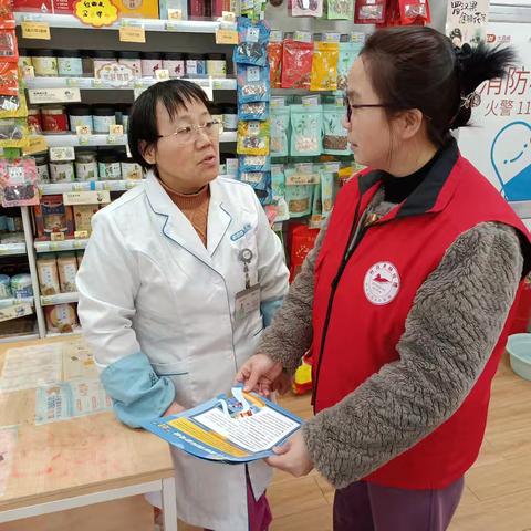 【原山首府社区】年底防诈正当时——原山首府社区深入九小场所开展宣传