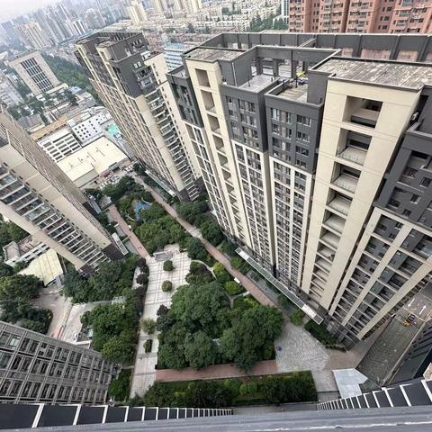 和润物业--城市理想六月工作简报