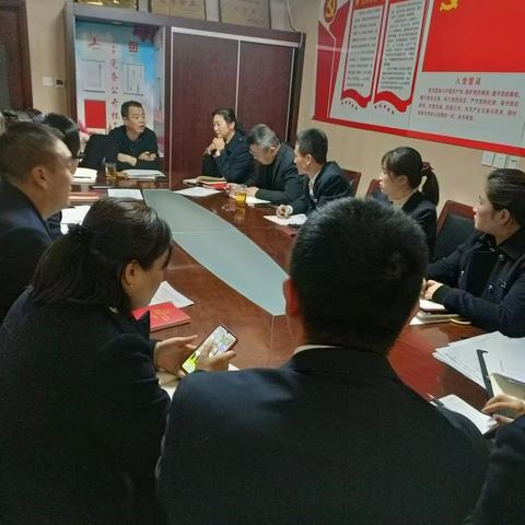 开拓市场  提升规模                                     努力把圣旅物业做大做强